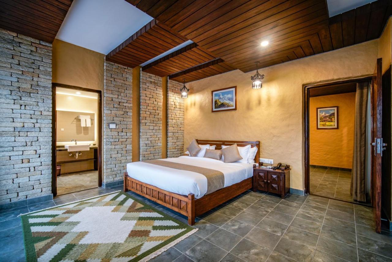 Bar Peepal Resort Pokhara Kültér fotó Deluxe Room