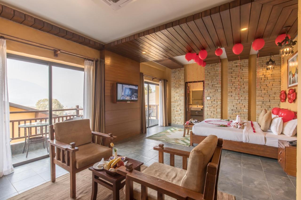 Bar Peepal Resort Pokhara Kültér fotó Deluxe Suite