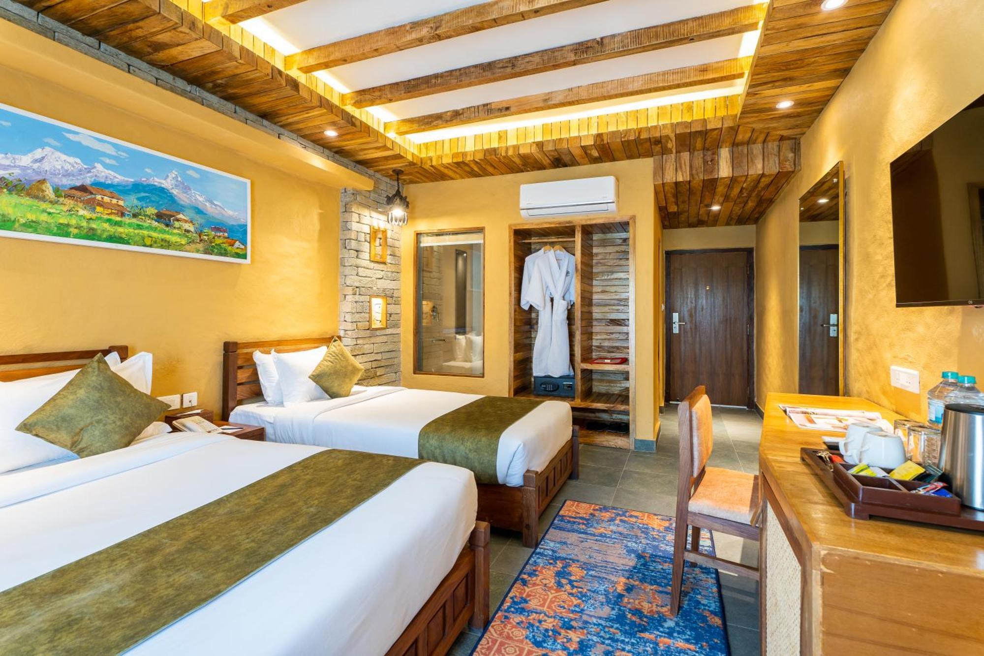 Bar Peepal Resort Pokhara Kültér fotó Deluxe Room