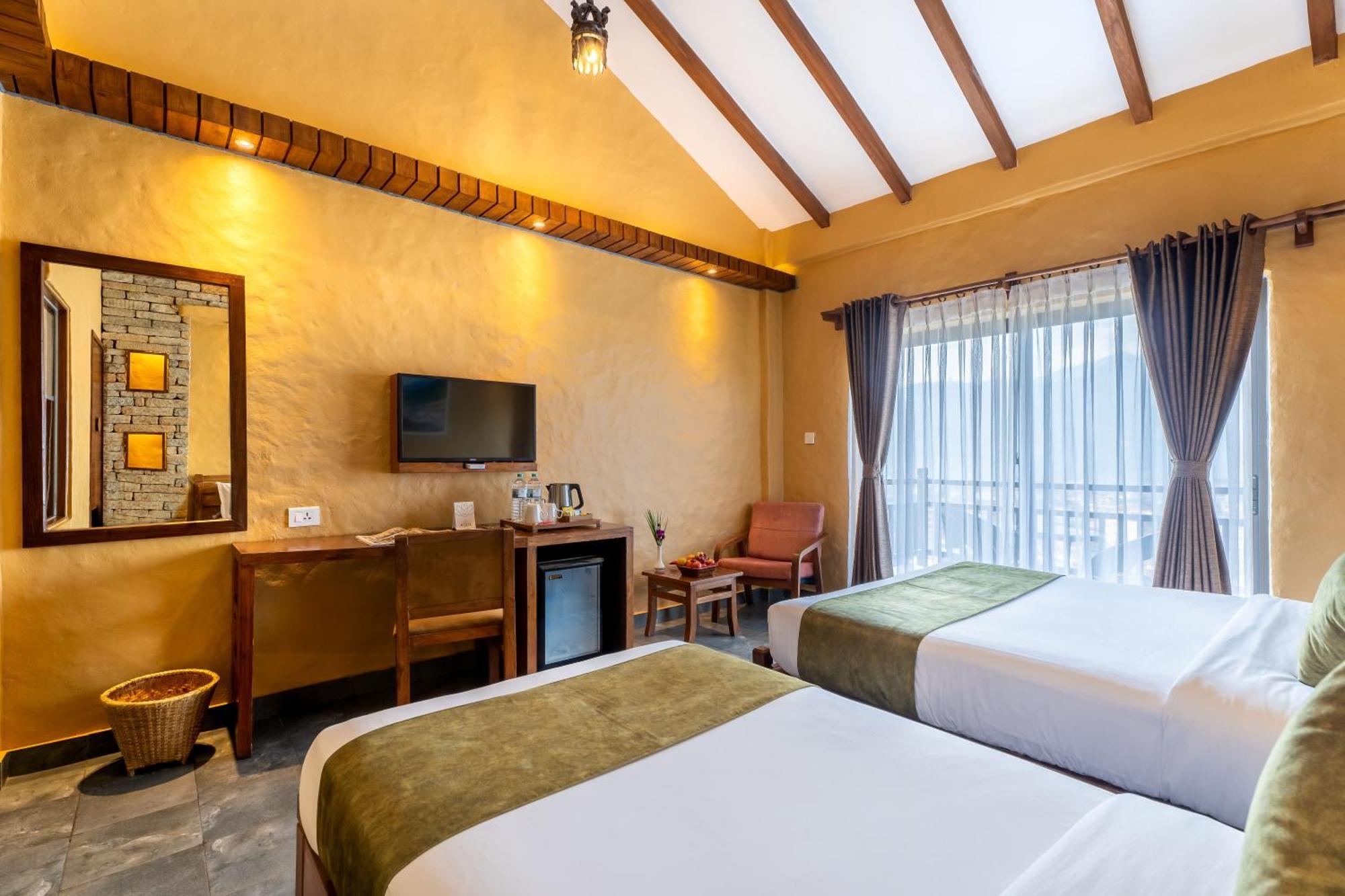 Bar Peepal Resort Pokhara Kültér fotó Deluxe Room